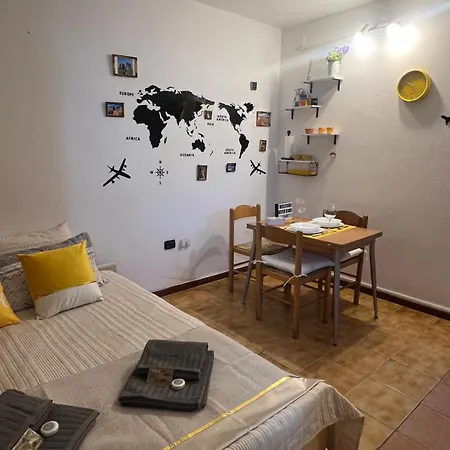 Algher Garden Paradise Apartment