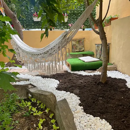 Algher Garden Paradise Apartment
