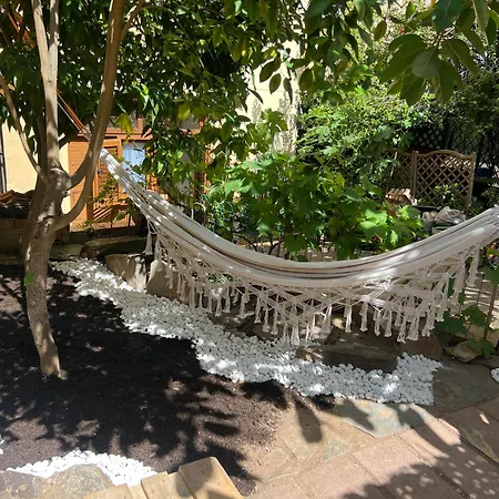 Algher Garden Paradise *