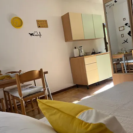 Algher Garden Paradise Apartament *